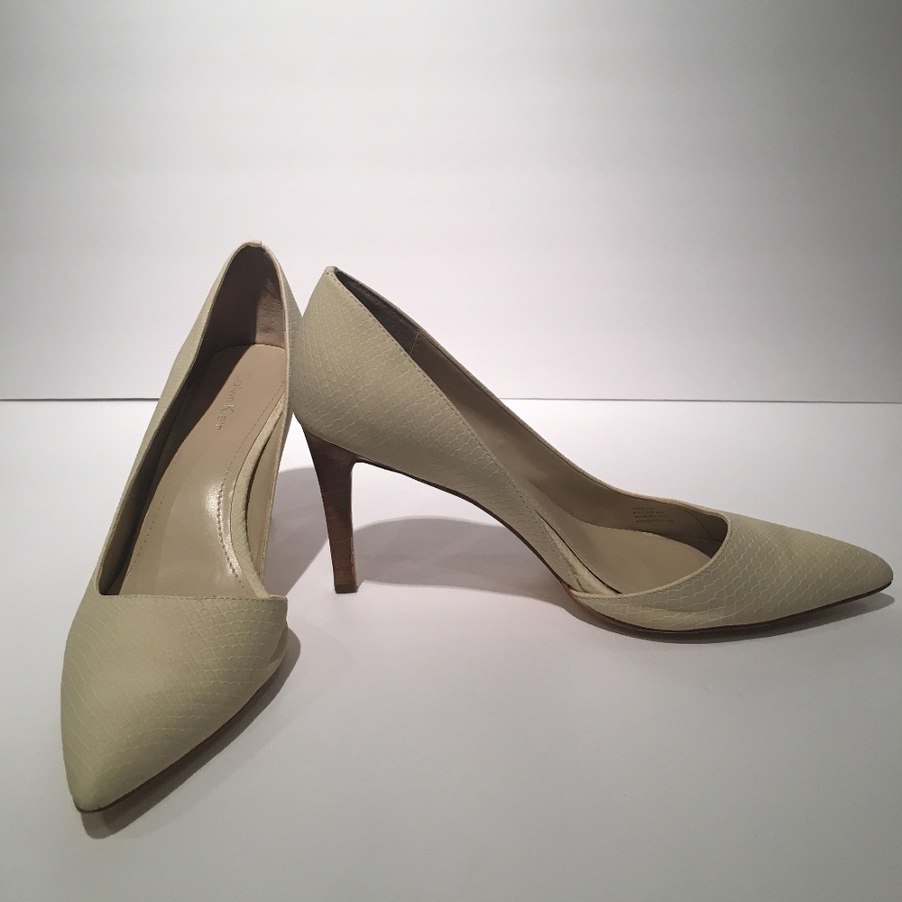 Calvin Klein Women's Faux Snake Skin Pattern Pumps